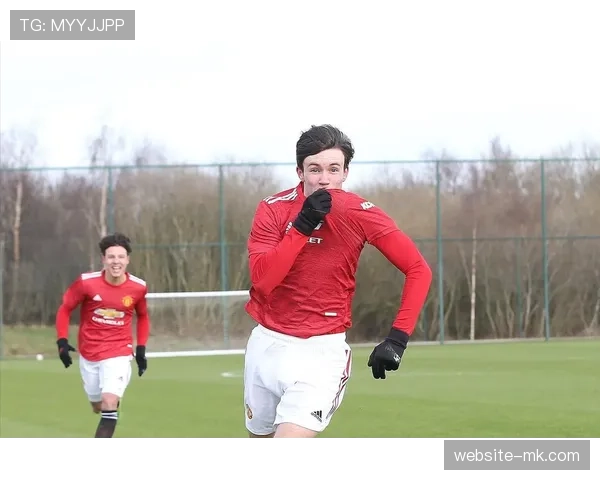 “足球进校园”计划扩展，多特蒙德青训教练进入鲁尔区五十所小学授课