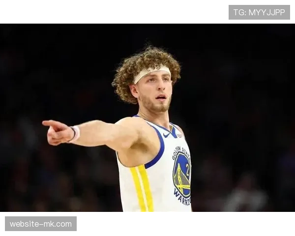 从青训到关键先生：波杰姆斯基17分7篮板助勇士逆转